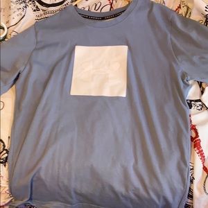 3 nice Barely worn t shirts